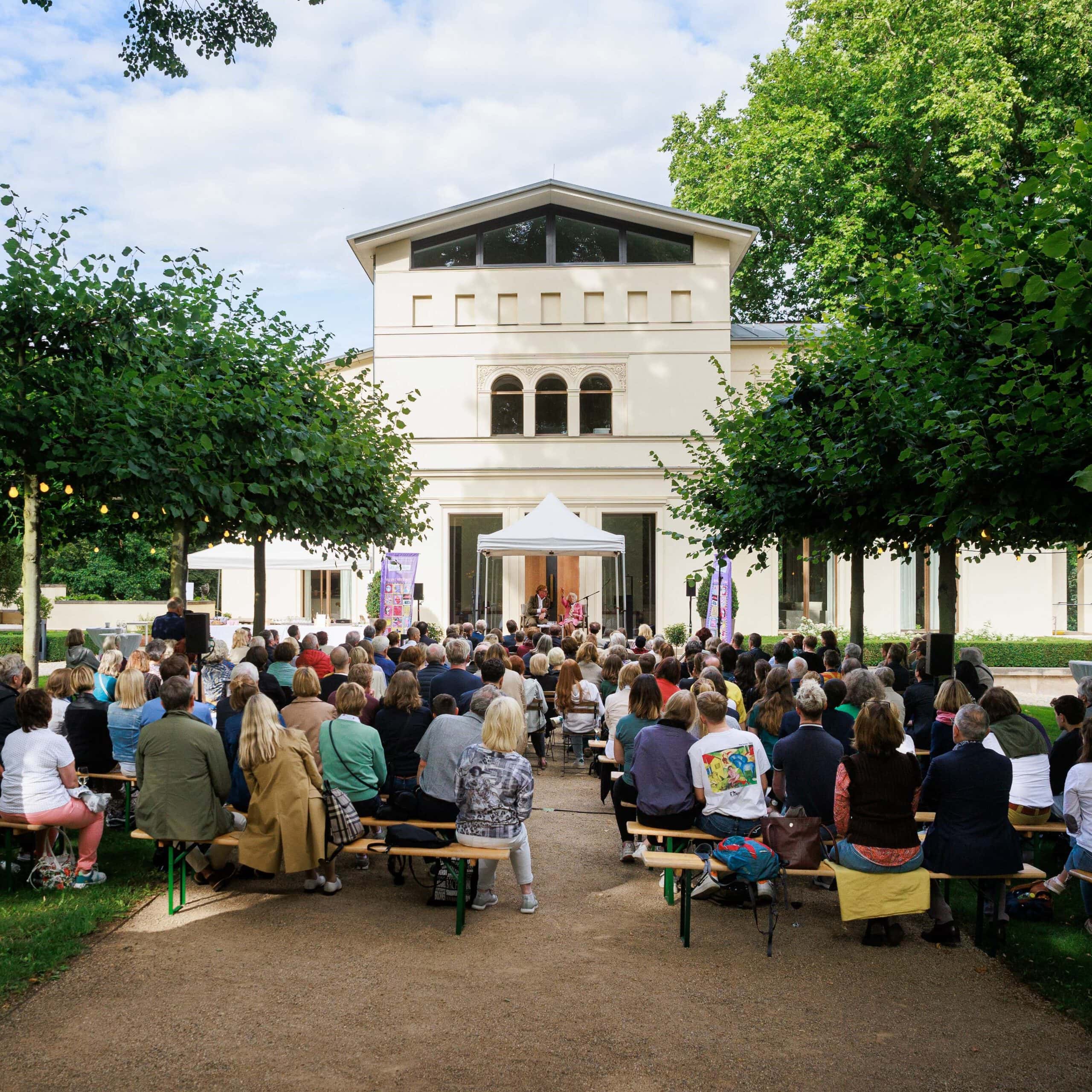 Tolkien-Show: Andreas Fröhlich liest aus “Der Hobbit” LIT:potsdam – 30. Juni 2023